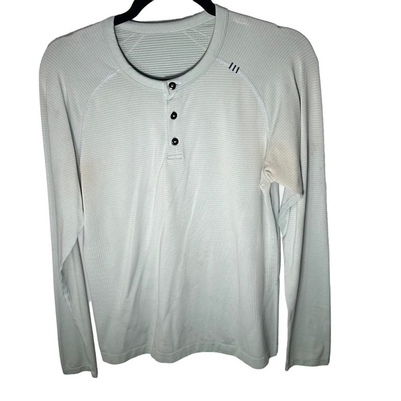 lululemon athletica Other - Lululemon Metal Vent Tech Shirt Mens Small Long Sleeve 3 Button Blue Imperfect